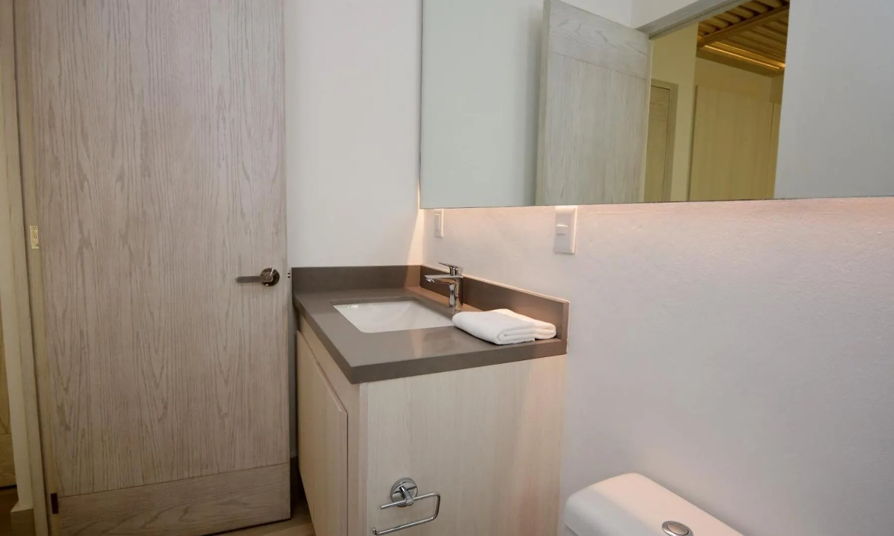 Mayan Monk Suites Playa del Carmen 0*,