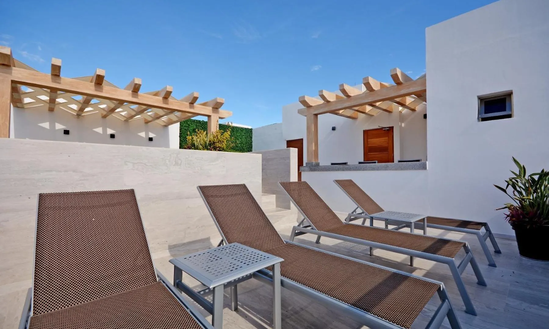 Mayan Monk Suites Playa del Carmen Apartment
