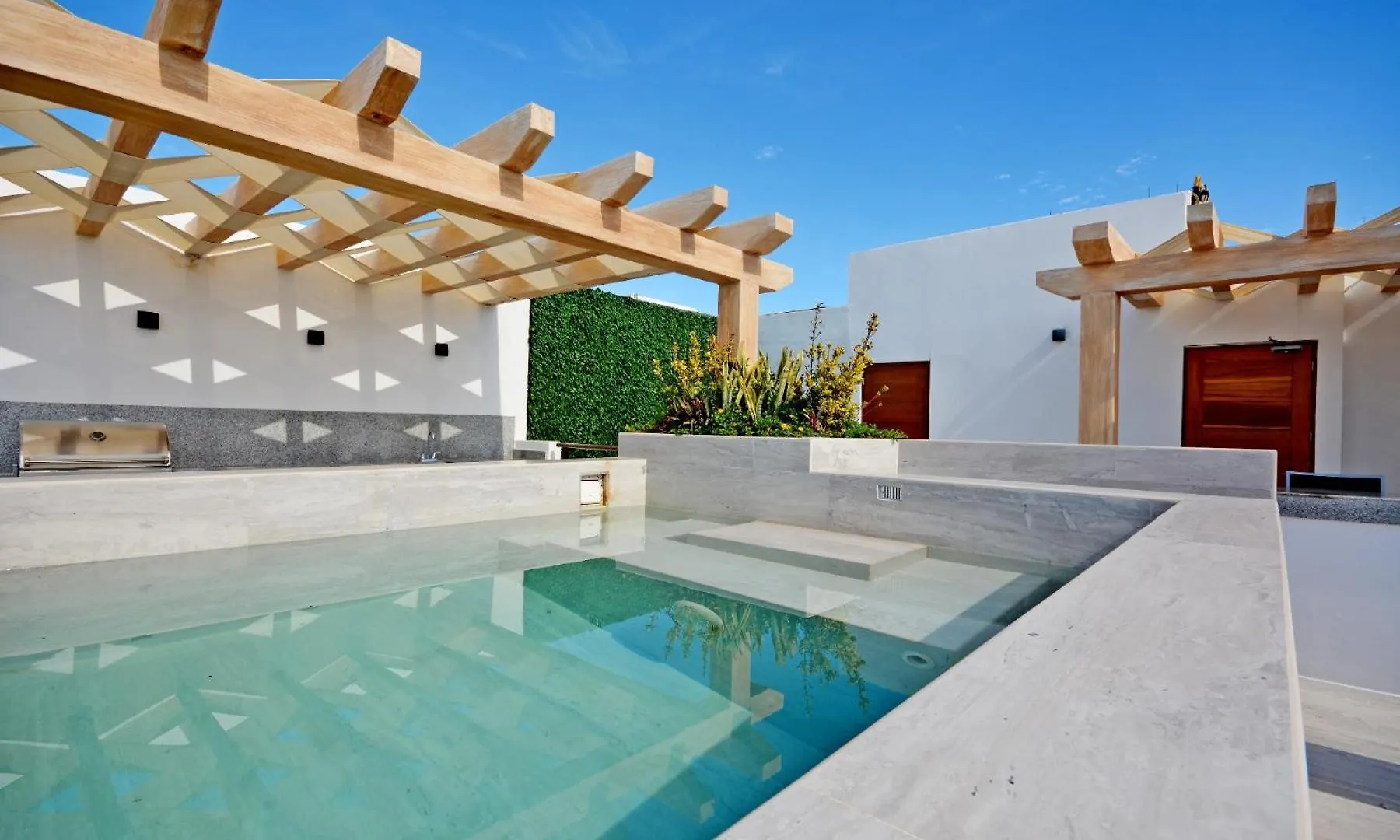 Mayan Monk Suites Playa del Carmen